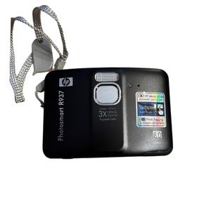 HP Photosmart R937 Digital camera